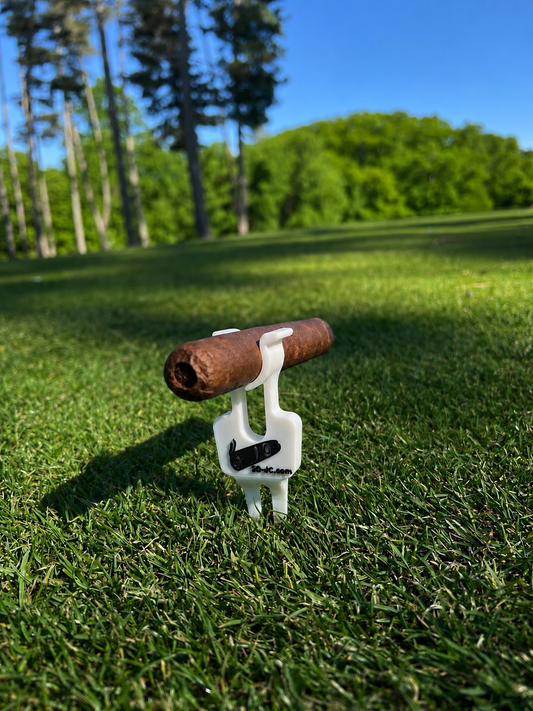 The Cigar Caddy - Magnetic Cigar Clip for the Golf Course